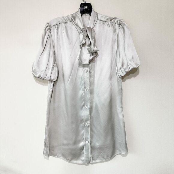 Dolce and Gabbana Ice Grey Silk Short Puff Sleeve Button Down Blouse Womens Size - Picture 1 of 10